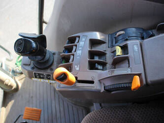 2014-john-deere-6210r-1411311-45187410