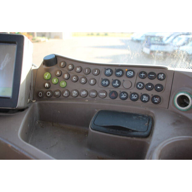 2014 JOHN DEERE 6210R-45187411