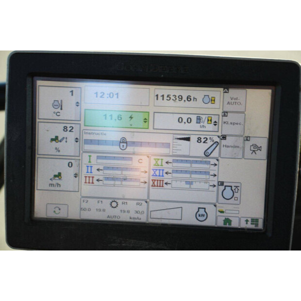 2014 JOHN DEERE 6210R-45187414