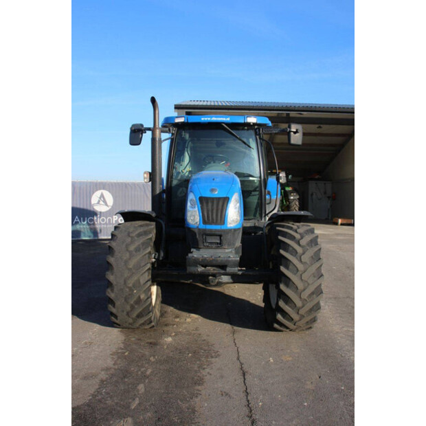 2005 New Holland TS100A-45187424