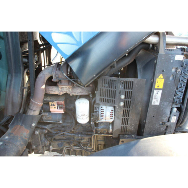 2005 New Holland TS100A-45187428