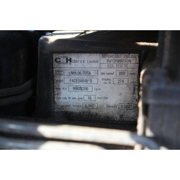 2005 New Holland TS100A-45187430