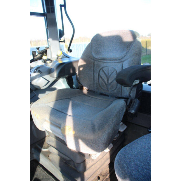 2005 New Holland TS100A-45187447