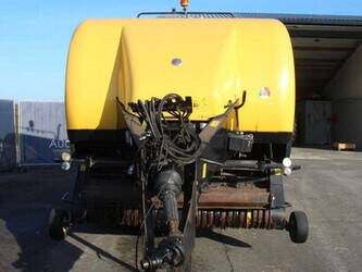 2011-new-holland-bb9060-1411314-45187492