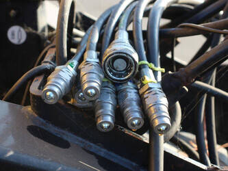 2011-new-holland-bb9060-1411314-45187500