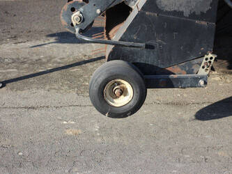 2011-new-holland-bb9060-1411314-45187503