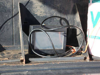 2011-new-holland-bb9060-1411314-45187520