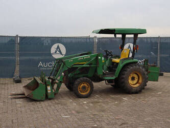 صورة ل 2002 جون دير 4410 للبيع في بلجيكا