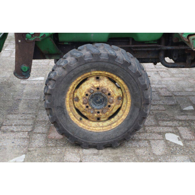 2002 جون دير 4410-45187818