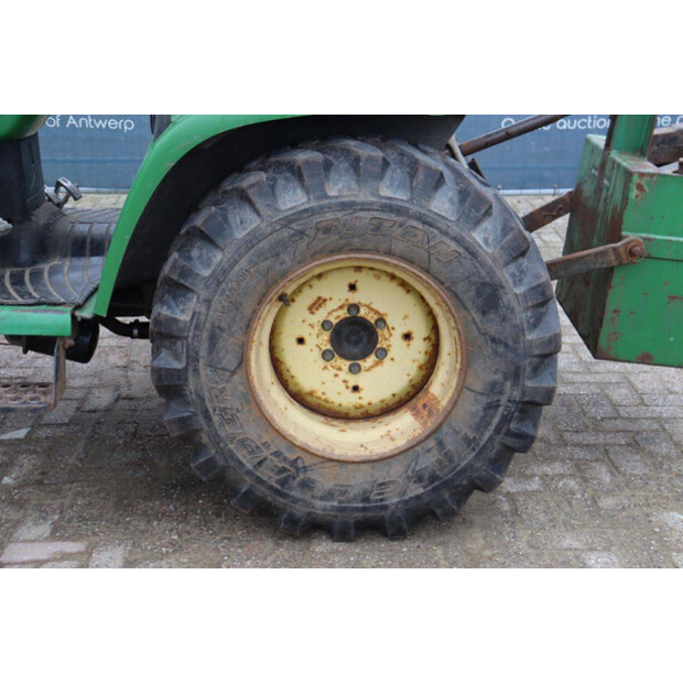 2002 جون دير 4410-45187819