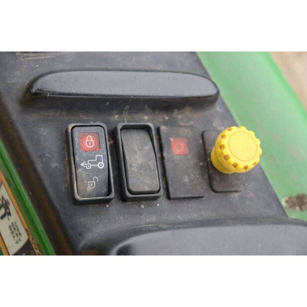 2002 جون دير 4410-45187831