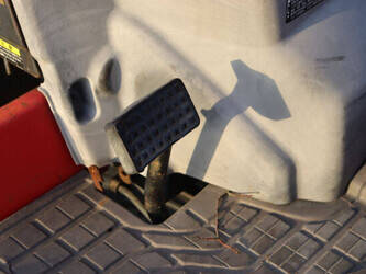 mitsubishi-mt201-1411333-45188060