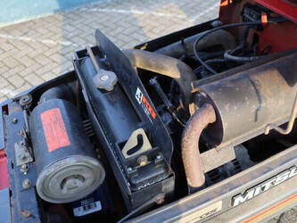 mitsubishi-mt201-1411333-45188072