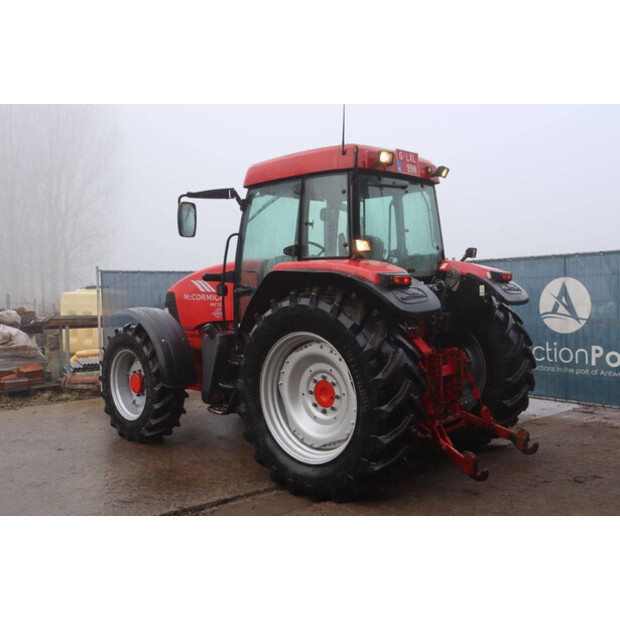 2005 MC Cormick MC120P6-45188076