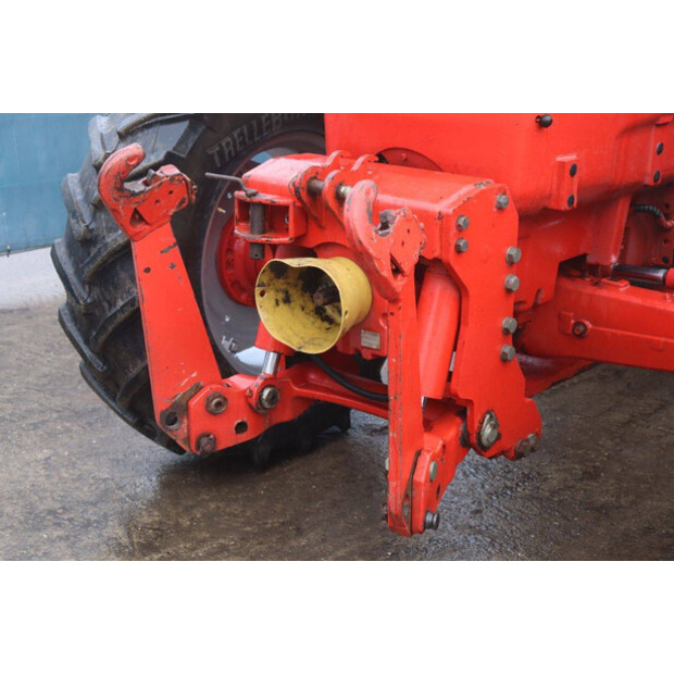 2005 MC Cormick MC120P6-45188083