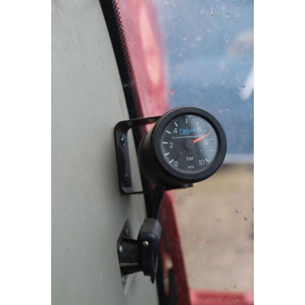 2005 MC Cormick MC120P6-45188108