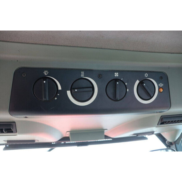 2005 MC Cormick MC120P6-45188116