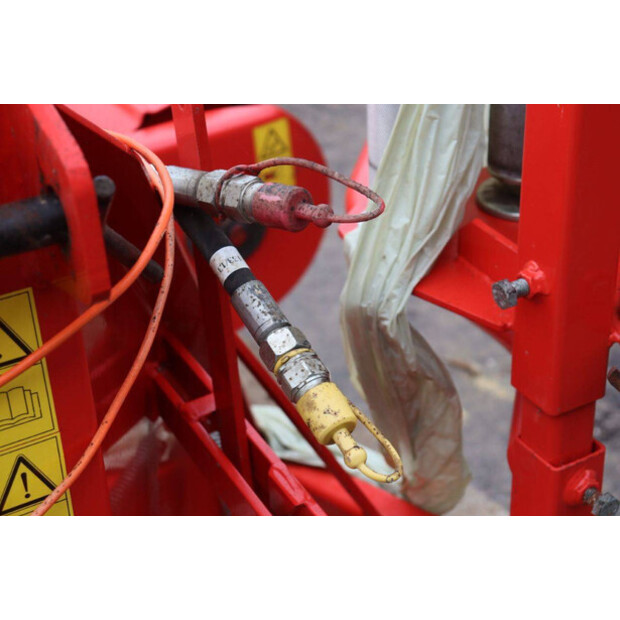 2018 ميتال-فاش Z560-45188144