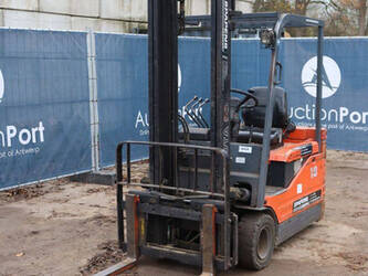 2000-toyota-5fbe18-1411339-45188284