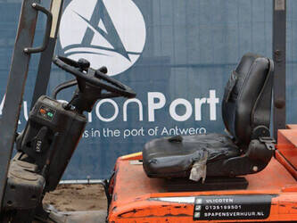 2000-toyota-5fbe18-1411339-45188297