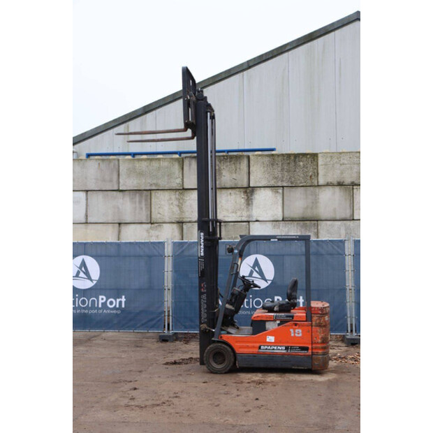 2000 تويوتا 5FBE18-45188310