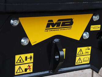 2025-mb-mb-gs600-s4-45188359