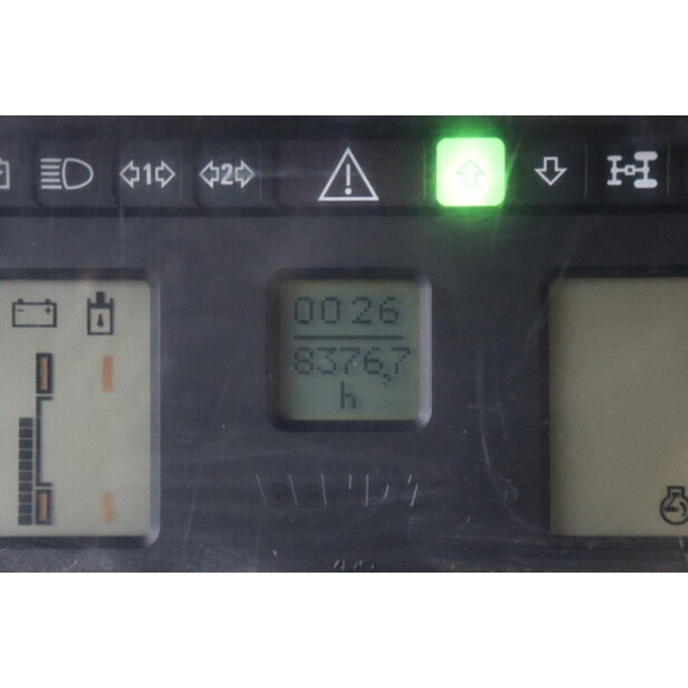 2003 فندت 820 VARIO TMS-45188928