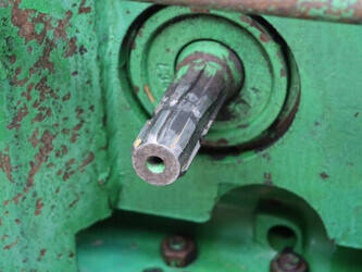 john-deere-3650-1411362-45189025