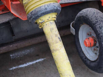 2013-holaras-ur-135-hz-1411366-45189135