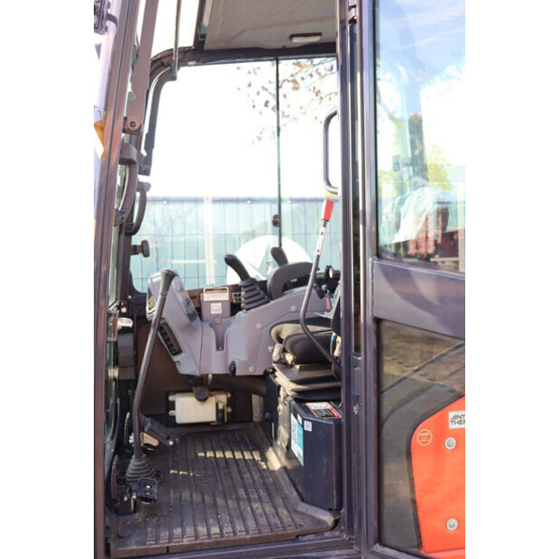 2020 كوبوتا KX027-4-45189359