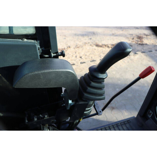 2020 كوبوتا KX027-4-45189372