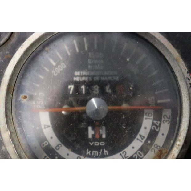 1966 International 423-45189884