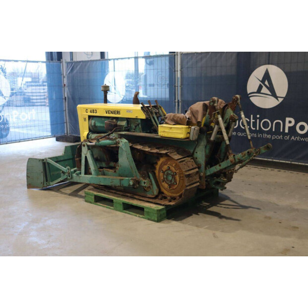 فينيري C 483-45189891