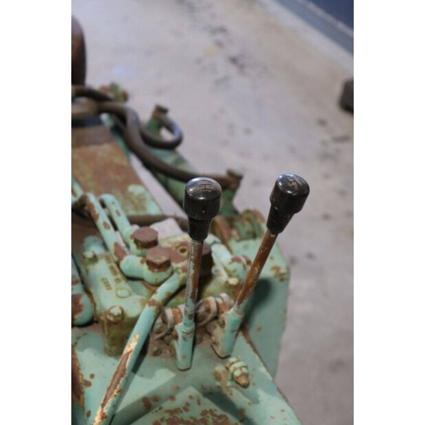 فينيري C 483-45189921