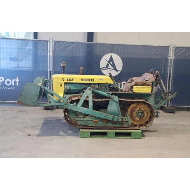 فينيري C 483-45189930