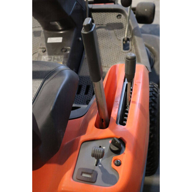 2019 Husqvarna R216TAWD-45189958