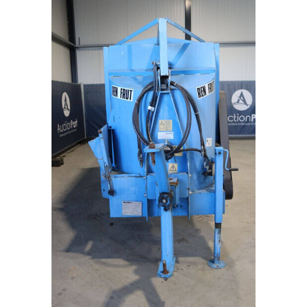 2014 MARK R301-45190053