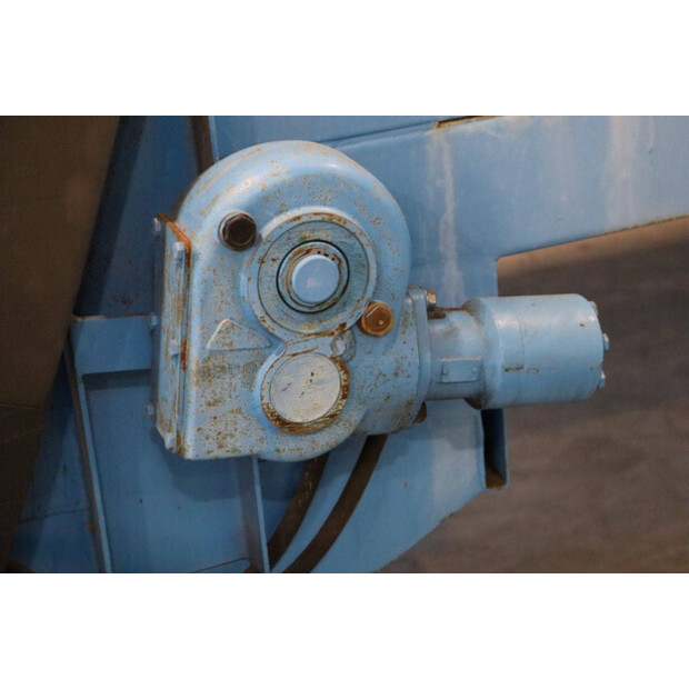 2014 MARK R301-45190063