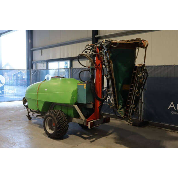 2011 Munckhof Sprayer 107-45190144