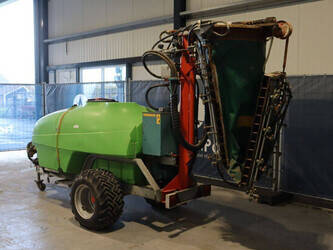 2011-munckhof-sprayer-107-1411398-45190144