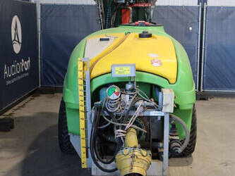 2011-munckhof-sprayer-107-1411398-45190148