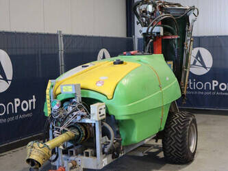 2011-munckhof-sprayer-107-1411398-45190149