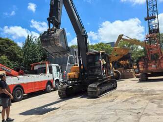 2022-hyundai-r220-1411435-45190914