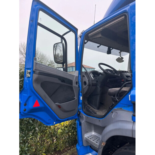 2017 DAF CF 330 FT-45191217