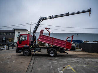 2013-iveco-eurocargo-120e22-1411450-45191364
