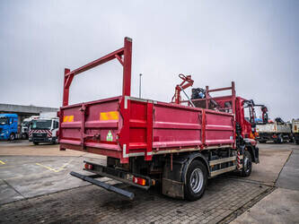 2013-iveco-eurocargo-120e22-1411450-45191367