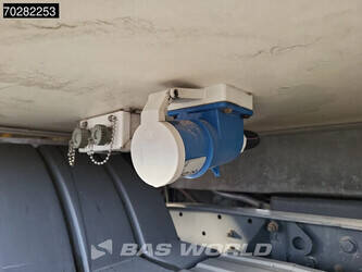 2011-mercedes-benz-atego-1324-1379575-45191401