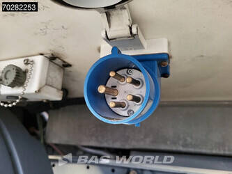 2011-mercedes-benz-atego-1324-1379575-45191409