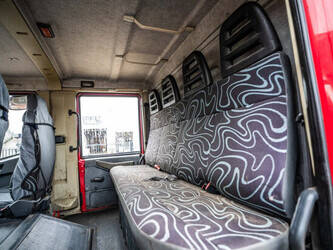 2011-iveco-eurocargo-120e22-1411451-45191410