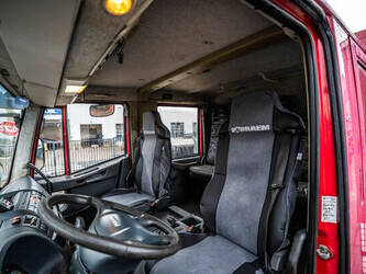 2011-iveco-eurocargo-120e22-1411451-45191413